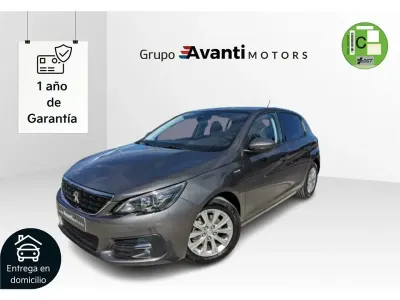 Usado Peugeot 308 Style 131 CV (96 kW) 2019 Gris Berlina