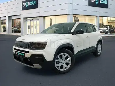 Begagnad Jeep Avenger Altitude 100 HK (73 kW) 2024 Vit SUV