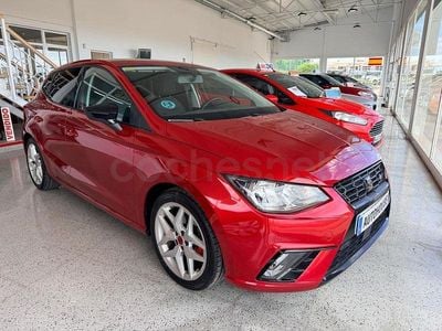 Usado Seat Ibiza FR 115 CV (84 kW) 2018 Rojo Utilitario