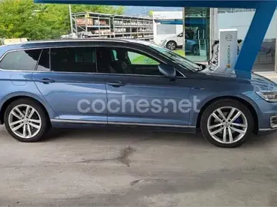Usado VW Passat GTE 218 CV (160 kW) 2017 Azul Familiar