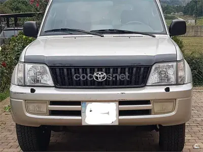 Usado Toyota Land Cruiser 125 CV (91 kW) 1999 Gris / plata SUV