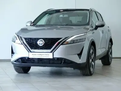 Usado Nissan Qashqai N-Connecta 140 CV (102 kW) 2023 Diamond silver metalizado SUV