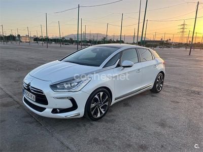 Usado Citroën DS5 Style 200 CV (147 kW) 2012 Blanco Utilitario