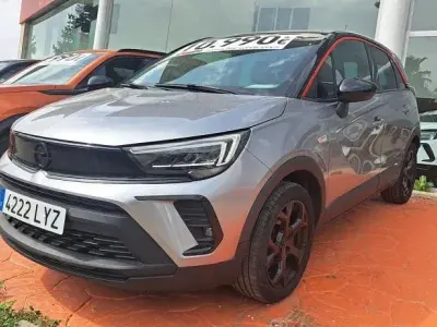 Usado Opel Crossland GS Line 110 CV (80 kW) 2022 SUV