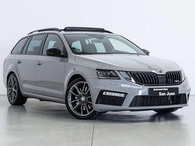 Gris Usado 2019 Skoda Octavia RS Familiar | 27.990 € (Caro)