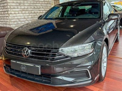 Usado VW Passat GTE 218 CV (160 kW) 2020 Gris / plata Berlina