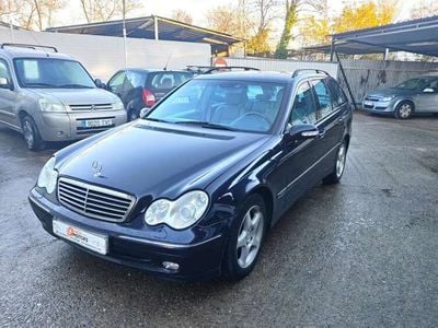 Usado Mercedes C200 Avantgarde 163 CV (119 kW) 2003 Azul Familiar
