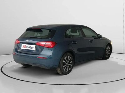 Usado Mercedes A180 116 HP (85 kW) 2022 Azul Sedan