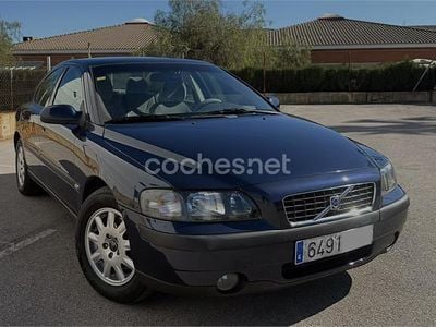 Usado Volvo S60 140 CV (102 kW) 2003 Azul Berlina