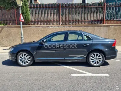 Usado Volvo S80 Summum 181 CV (133 kW) 2014 Azul Berlina