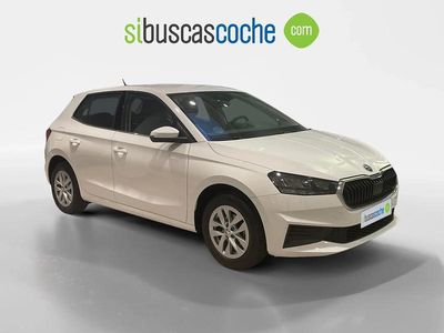 Usado Skoda Fabia Ambition 95 CV (69 kW) 2023 Blanco Utilitario
