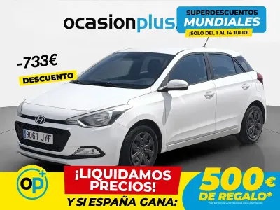 Usado Hyundai i20 75 CV (55 kW) 2017 Blanco