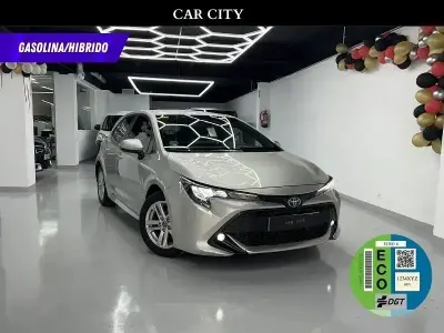 Używany Toyota Corolla Active 122 KM (89 kW) 2022 Szary Sedan/Limuzyna