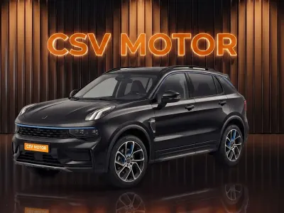 Usado Lynk & Co 01 261 CV (191 kW) 2023 Negro SUV