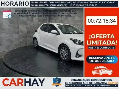 Usado Toyota Yaris Active 116 CV (85 kW) 2022 Blanco Utilitario
