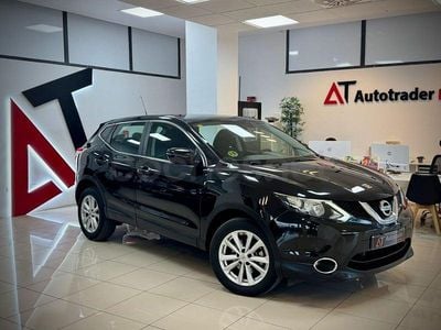 Usado Nissan Qashqai N-Connecta 110 CV (80 kW) 2015 Negro SUV