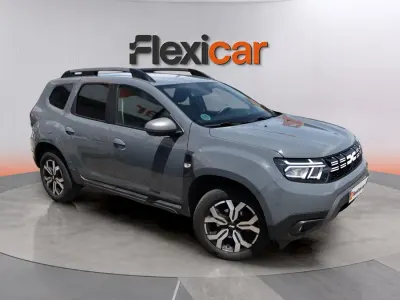 Usado Dacia Duster Journey 131 CV (96 kW) 2023 Gris SUV