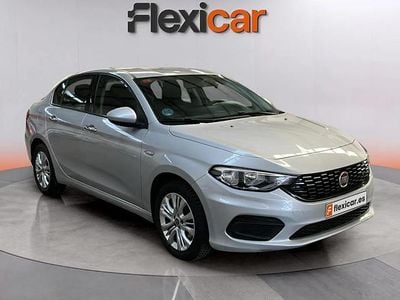 Usado Fiat Tipo Business 120 CV (88 kW) 2016 Gris Utilitario