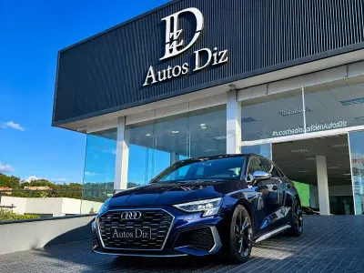 Usado Audi A3 333 HP (244 kW) 2024 Azul Sedan