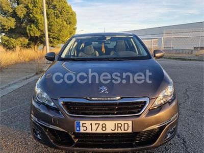 Gris / plata Usado 2016 Peugeot 308 Style Berlina | 9500 € (Precio justo)