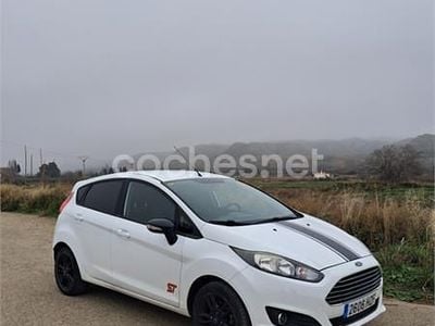 Blanco Usado 2014 Ford Fiesta Trend Berlina | 6700 € (Precio justo)