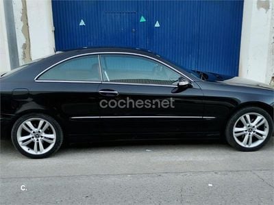 Usado Mercedes CLK220 Avantgarde 150 CV (110 kW) 2006 Negro Coupe