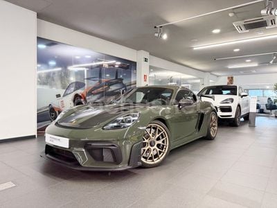 Porsche 718 Cayman GT4