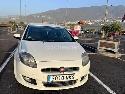 Usado Fiat Bravo Dynamic 105 CV (77 kW) 2011 Blanco Utilitario