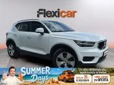 Usado Volvo XC40 Momentum 129 CV (94 kW) 2021 Blanco SUV