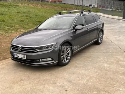 Usado VW Passat Sportline 150 CV (110 kW) 2015 Gris / plata Familiar