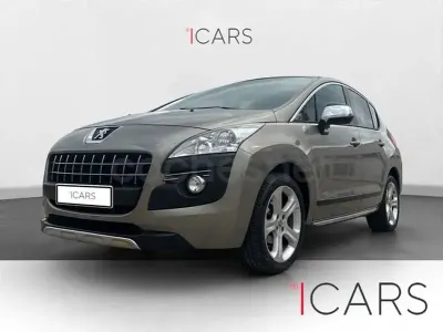 Usado Peugeot 3008 Allure 112 CV (82 kW) 2011 Gris / plata Familiar