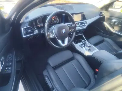 Usado BMW 330e 292 CV (214 kW) 2021 Gris / plata Familiar