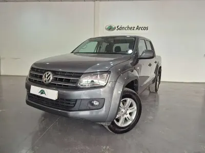 Usado VW Amarok Trendline 179 CV (131 kW) 2017 Gris Pickup/Camioneta