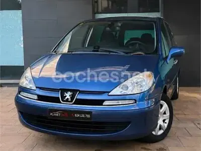 Usado Peugeot 807 136 CV (100 kW) 2007 Azul Monovolumen