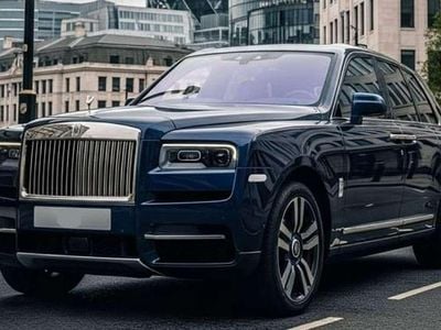 Azul Usado 2019 Rolls Royce Cullinan SUV | 355.900 €