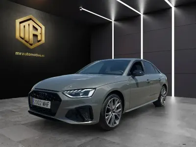 Usado Audi A4 204 CV (150 kW) 2023 Gris Berlina