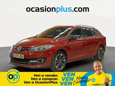 Usado Renault Mégane GrandTour Bose Edition 132 CV (97 kW) 2014 Rojo Familiar
