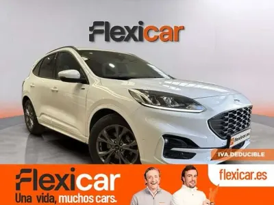Usado Ford Kuga ST-Line 120 CV (88 kW) 2023 Blanco SUV