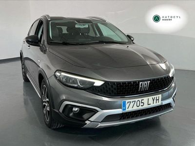 Usado Fiat Tipo Cross 101 CV (74 kW) 2022 Verde Familiar