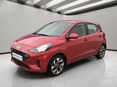 Usado Hyundai i10 67 CV (49 kW) 2024 Rojo Utilitario
