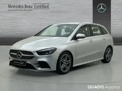 Usado Mercedes B200 150 CV (110 kW) 2021 Plata iridio Utilitario