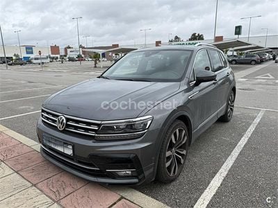 Usado VW Tiguan R-line 150 CV (110 kW) 2020 Gris / plata SUV