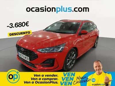 Usado Ford Focus ST-Line 155 CV (114 kW) 2024 Rojo Familiar