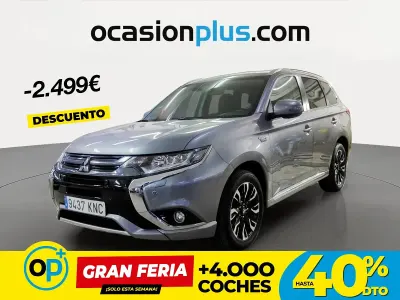 Usado Mitsubishi Outlander P-HEV 203 CV (149 kW) 2018 Gris Pickup/Camioneta