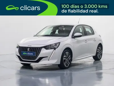 Usado Peugeot 208 Allure 102 CV (75 kW) 2019 Blanco Utilitario