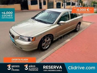 Usado Volvo S60 Momentum 163 CV (119 kW) 2005 Beige Berlina