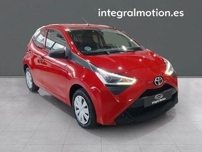 Occasion Toyota Aygo X-play 72 PK (52 kW) 2022 Rood Hatchback