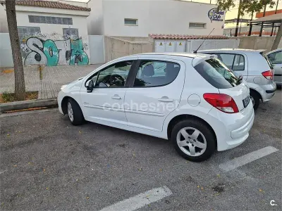 Usado Peugeot 207 Sport 95 CV (69 kW) 2012 Blanco Berlina