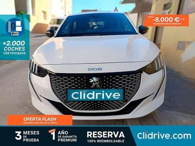 Blanco Usado 2024 Peugeot e-208 GT Utilitario | 22.590 € (Precio justo)