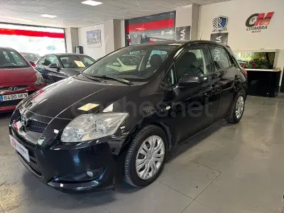 Usado Toyota Auris 90 CV (66 kW) 2007 Negro Utilitario
